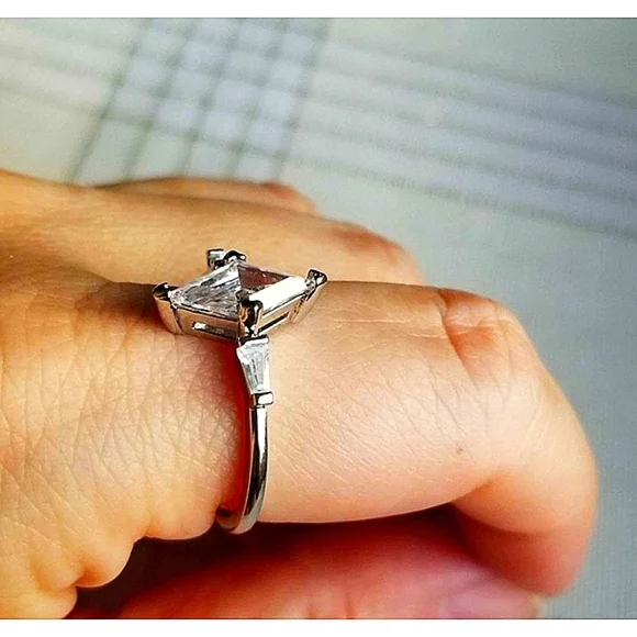 Sparkling Marquise Platinum 925 Silver Simulated Diamond Ring Silver Size‎ 6